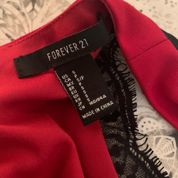 Forever 21 red mini dress with black lace - Picture 3 of 3